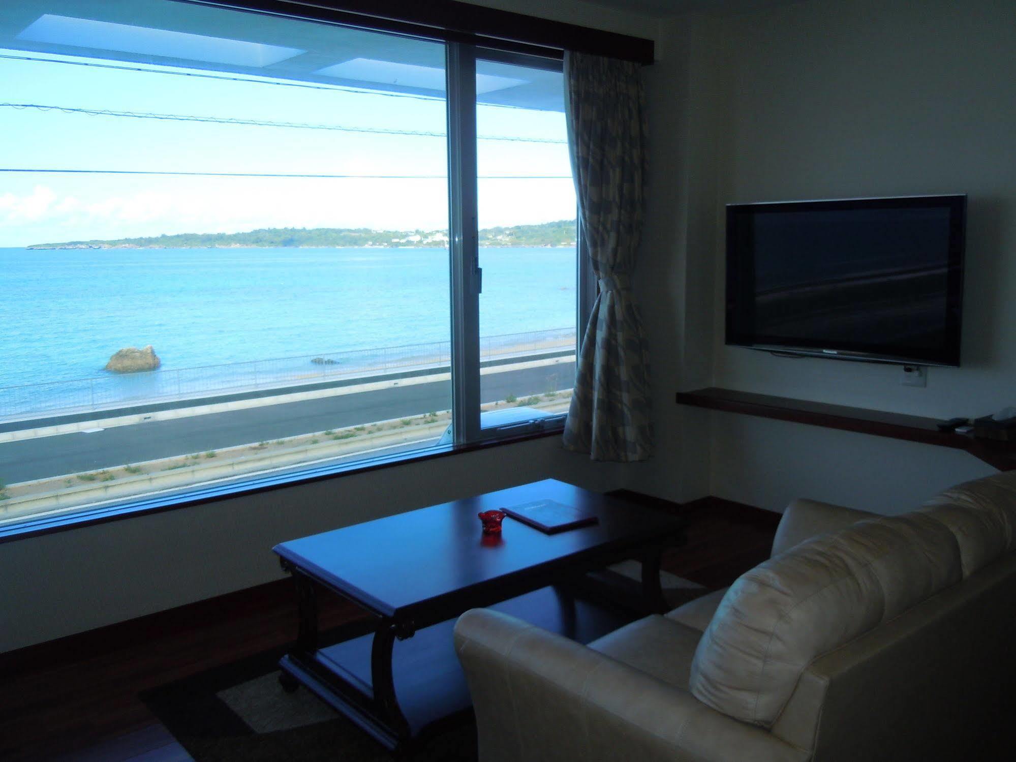 Hotel Mtb Motobu Bagian luar foto