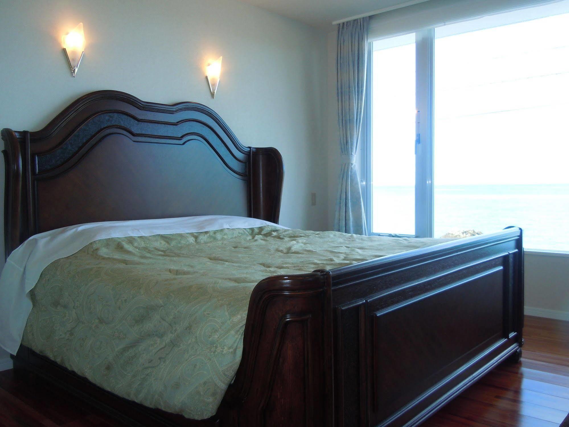 Hotel Mtb Motobu Bagian luar foto